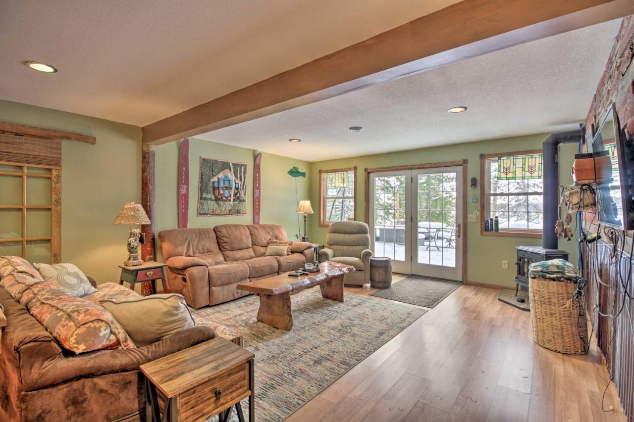 Lakefront Deer River Apt With Dock, Fire Pit And Patio Exteriér fotografie