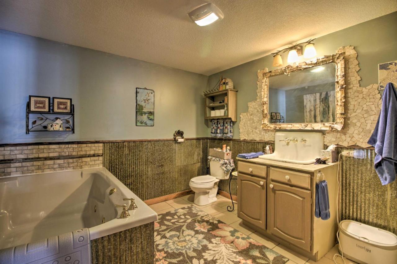 Lakefront Deer River Apt With Dock, Fire Pit And Patio Exteriér fotografie