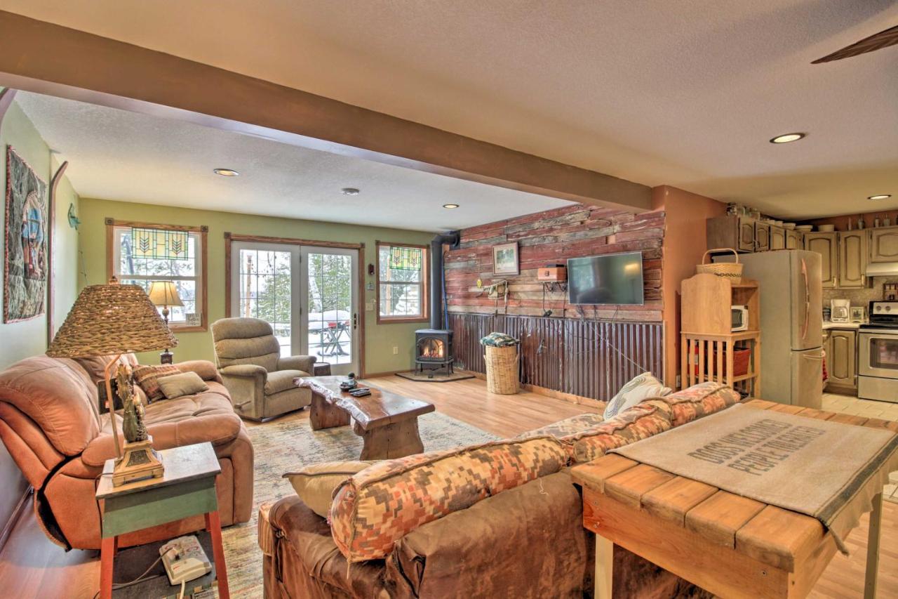 Lakefront Deer River Apt With Dock, Fire Pit And Patio Exteriér fotografie