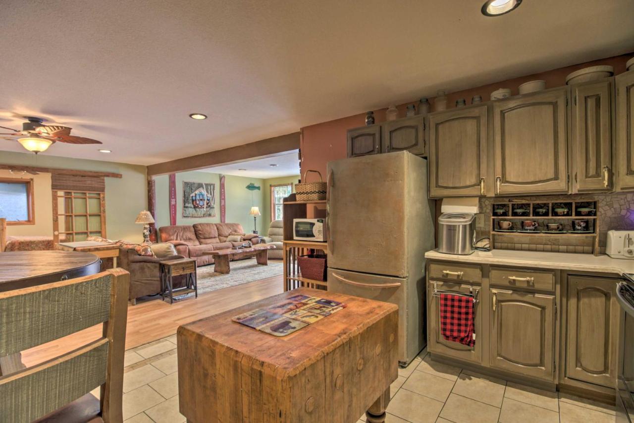 Lakefront Deer River Apt With Dock, Fire Pit And Patio Exteriér fotografie